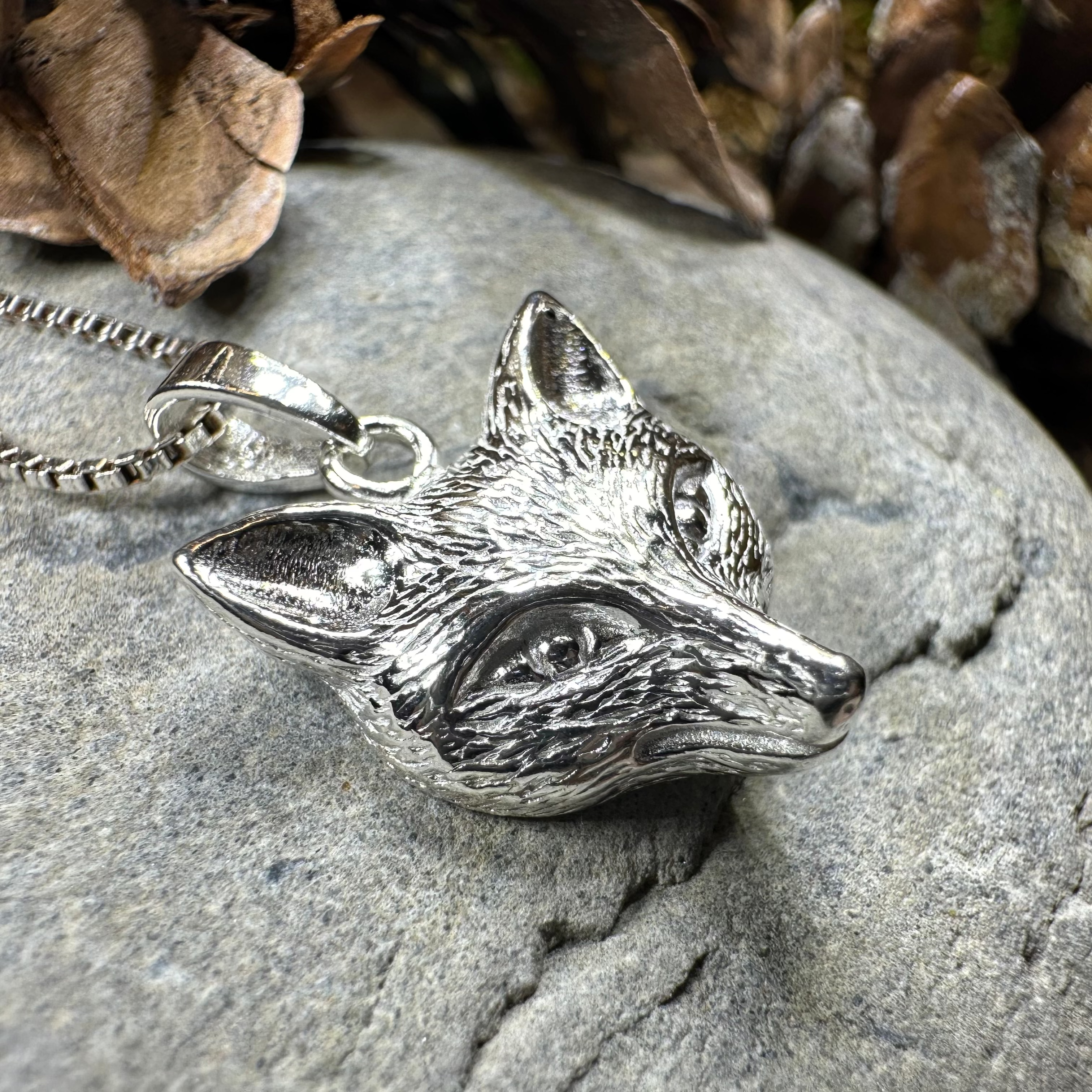 Fiona Fox Necklace in Sterling Silver