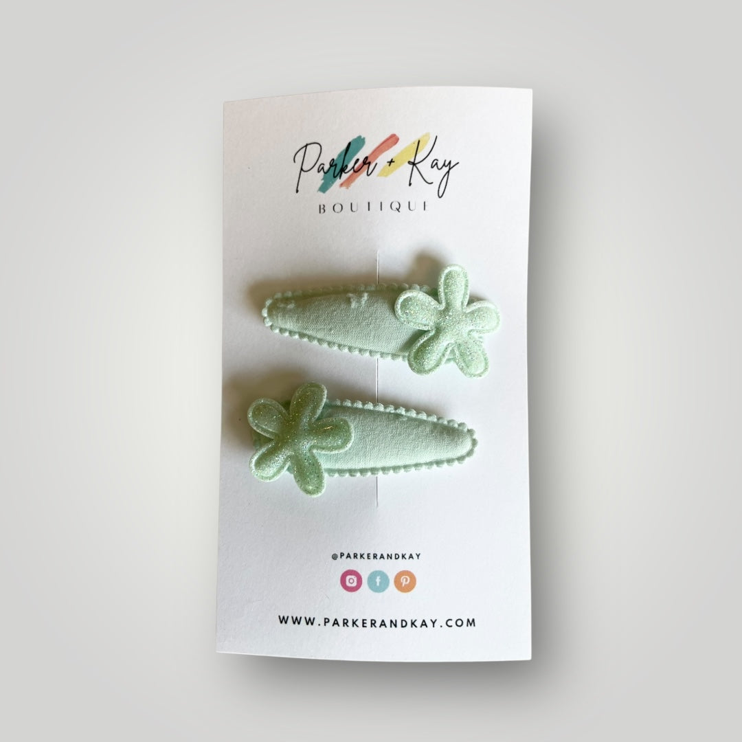 Glistening Flower Hair Clip