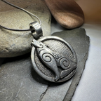 Celtic Howling Wolf Pewter Necklace with Trinity Knot