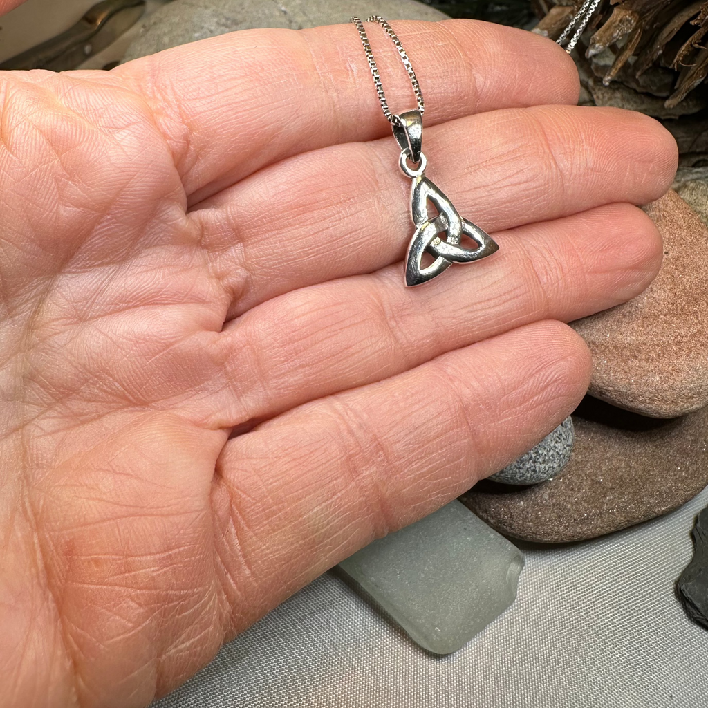 Karstyn Celtic Trinity Knot Necklace in Sterling Silver