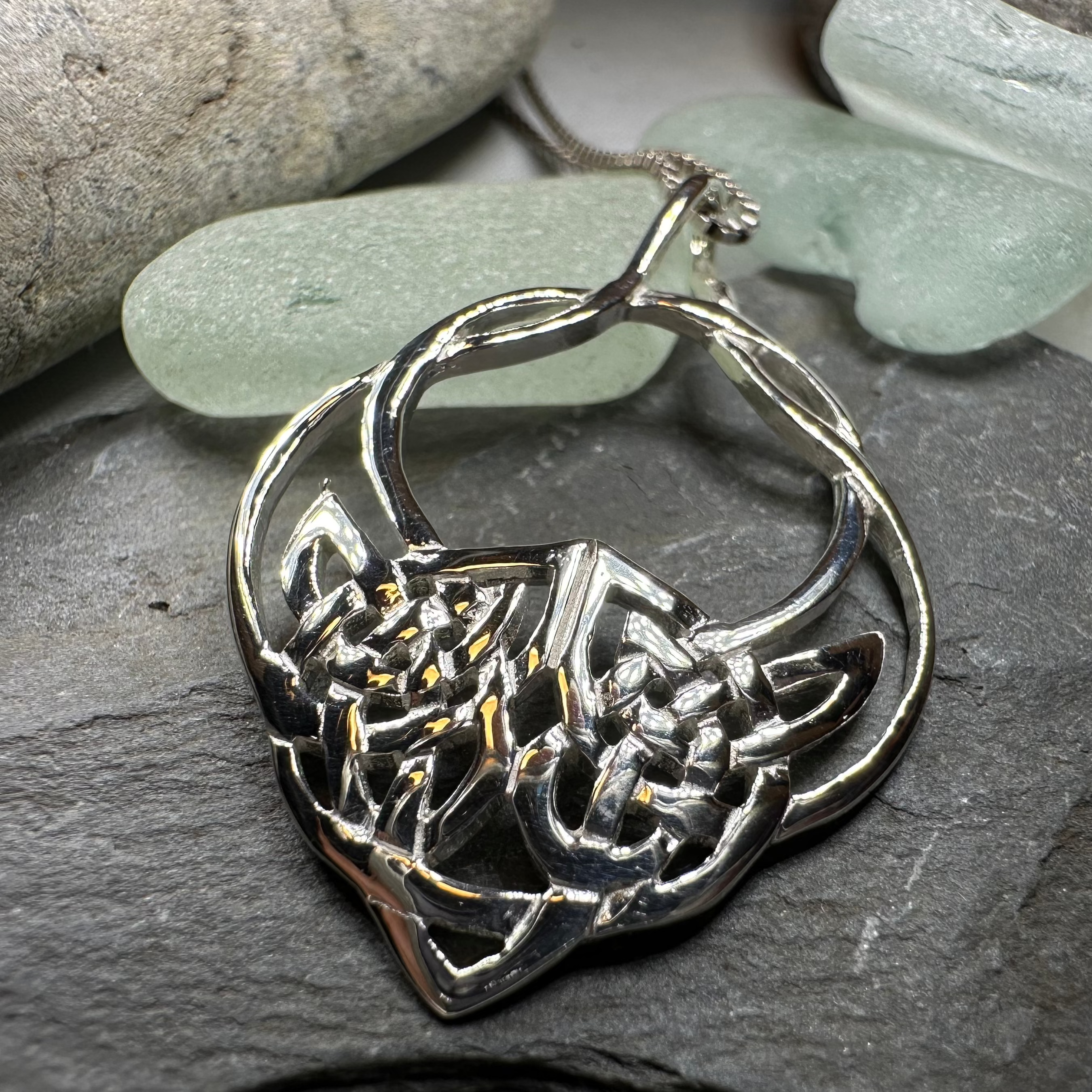 Lira Celtic Knot Necklace