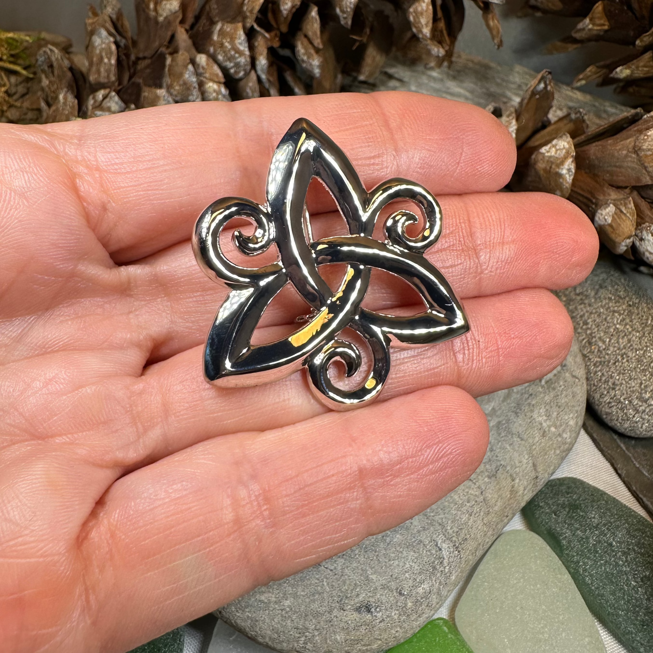 Ritona Celtic Spiral Trinity Knot Brooch