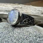 Syra Celtic Knot Ring in Sterling Silver