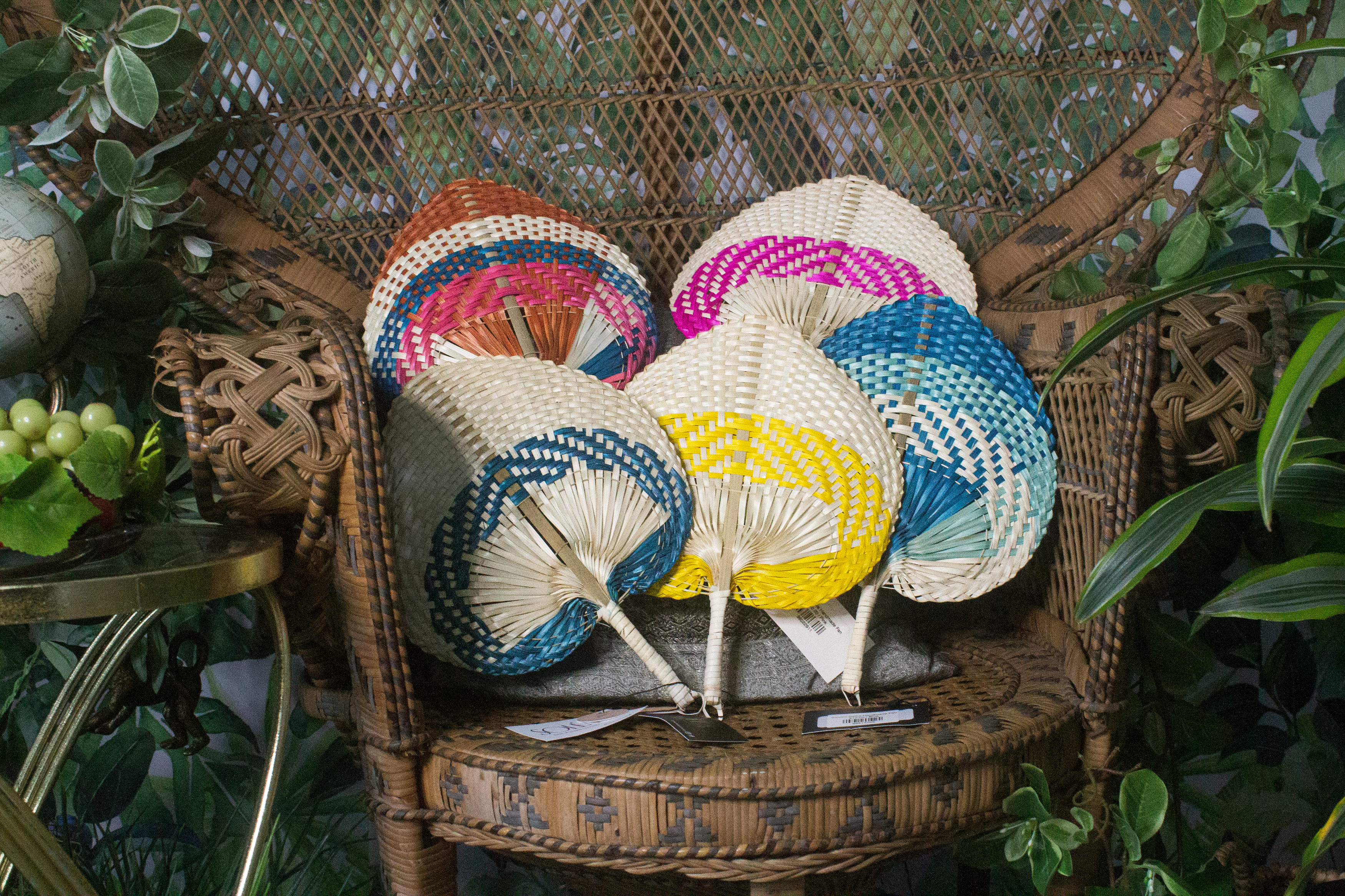 Tricolor Raffia Handmade Fan