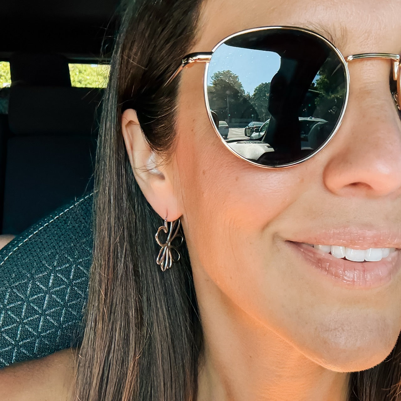 Wire Floral Huggie Hoop Earrings