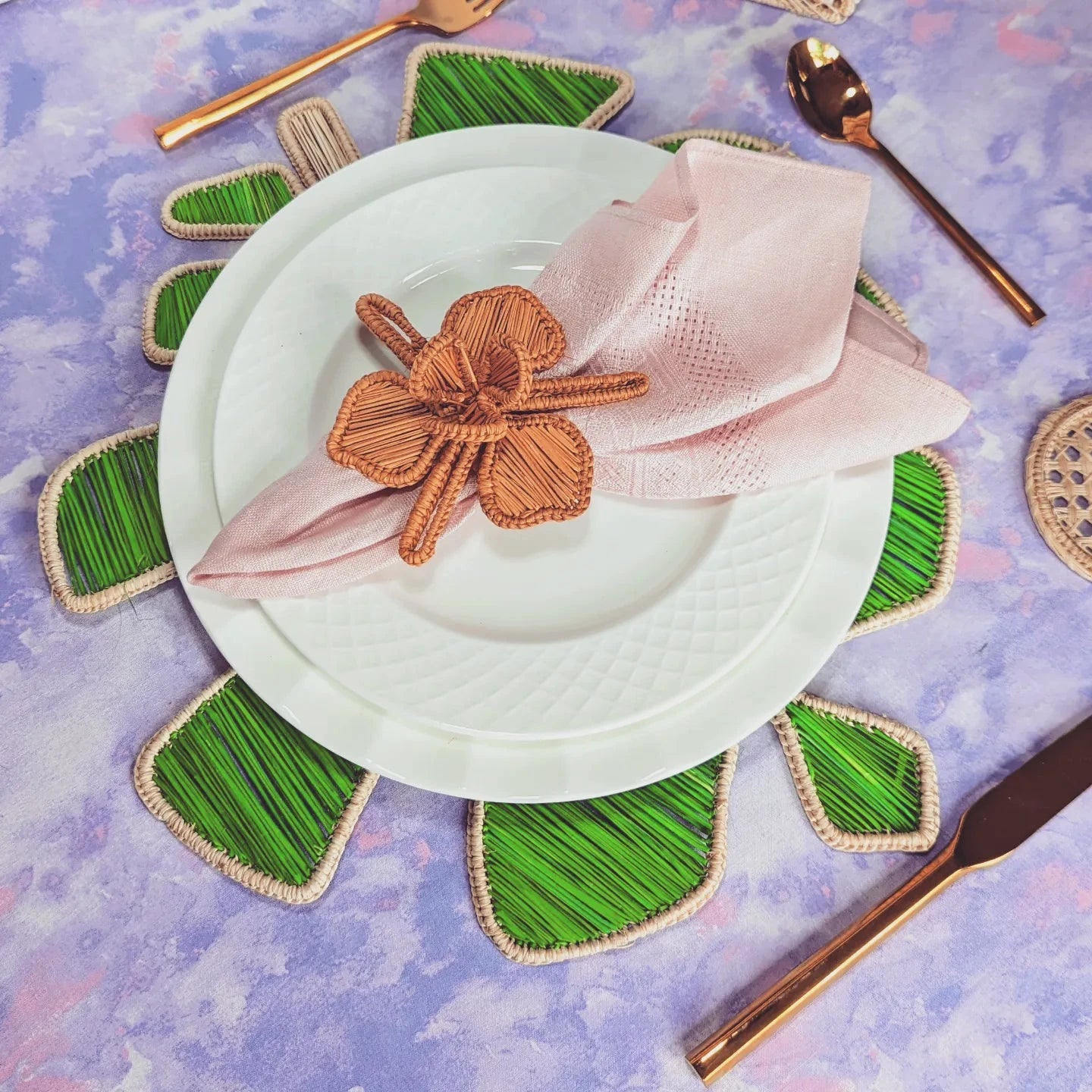 Monstera Leaf Handwoven Iraca Placemat by MacondoForever