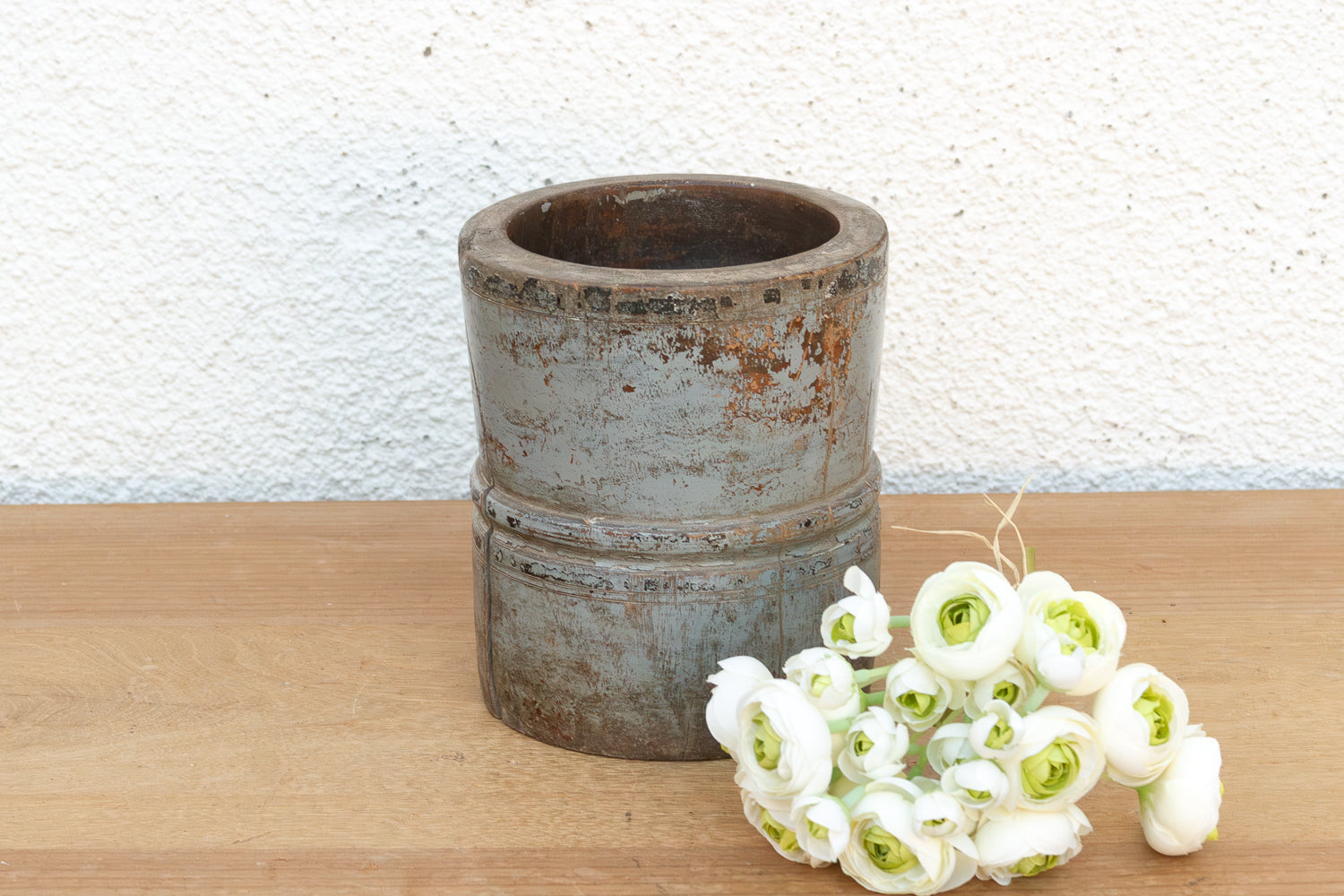 Antique Lavender-Gray Goa Measuring Pot