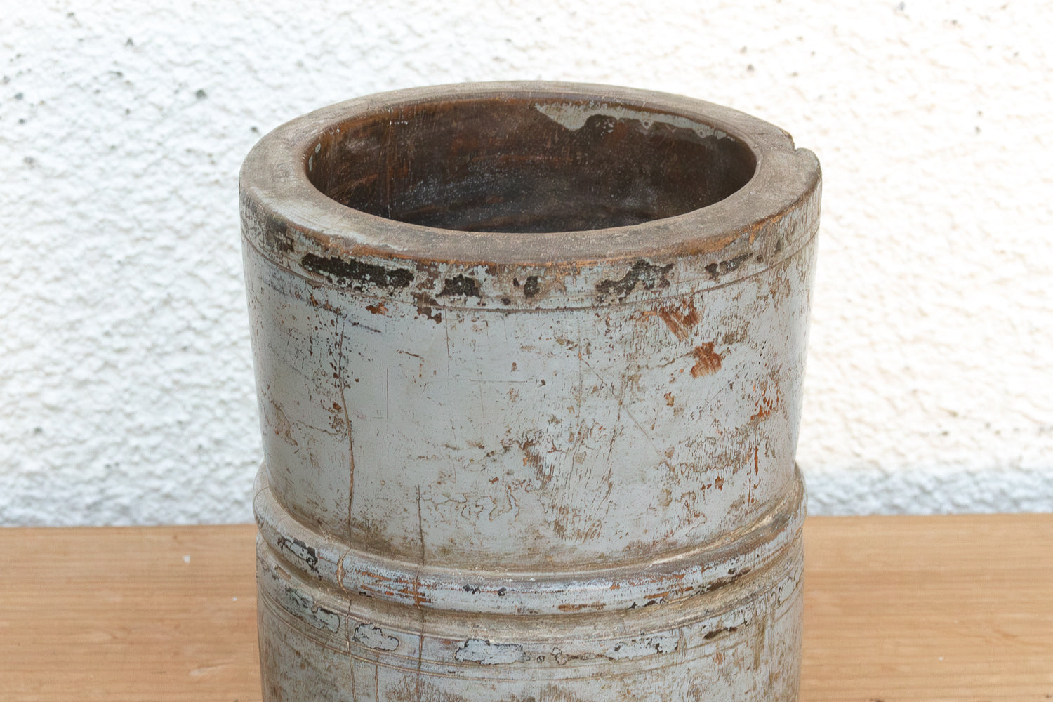Antique Lavender-Gray Goa Measuring Pot