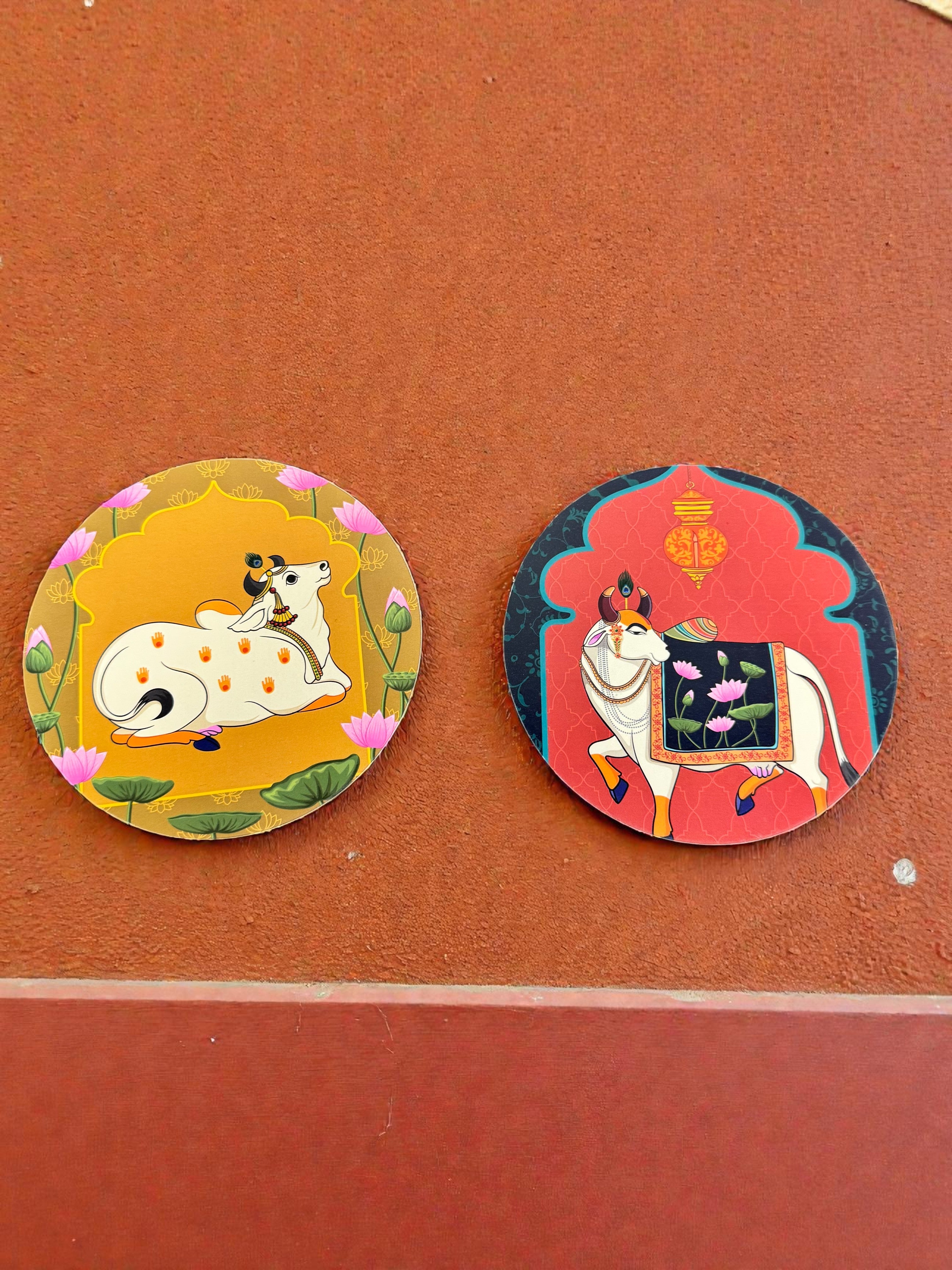 Set of 2 - Small Round MDF Wall Hanging Decor