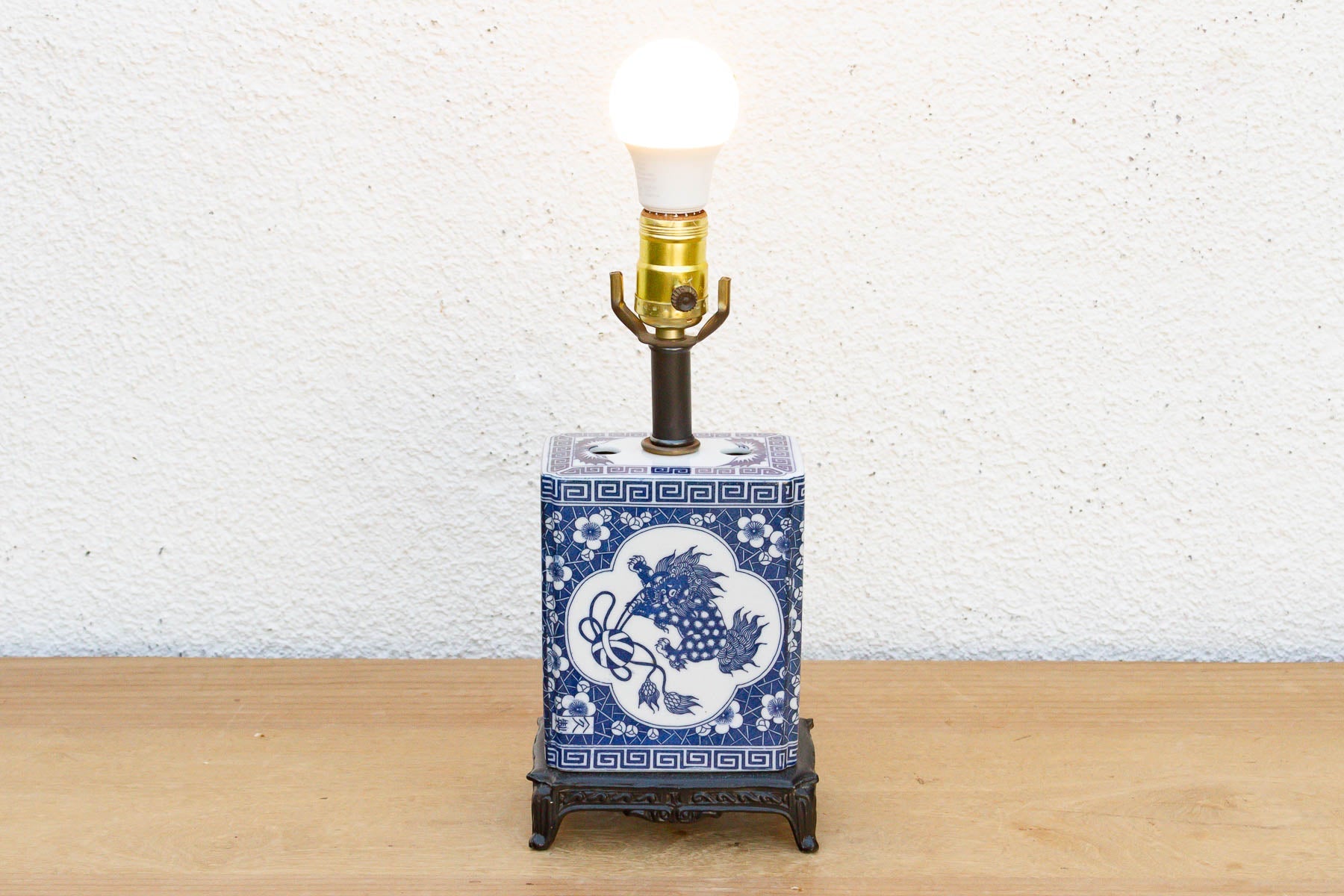 Antique Celestial Kirin Blue & White Petite Lamp