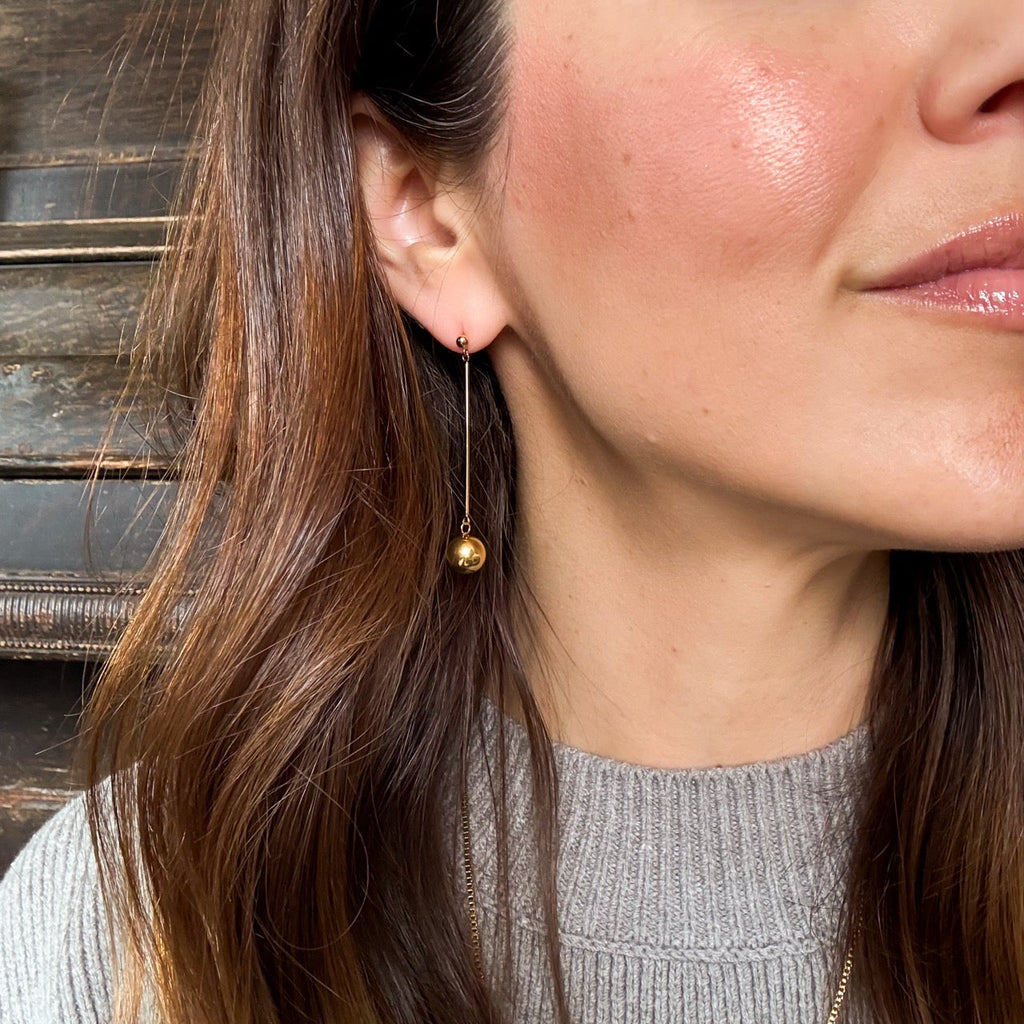 Ball Hammered Bar Stud Earrings