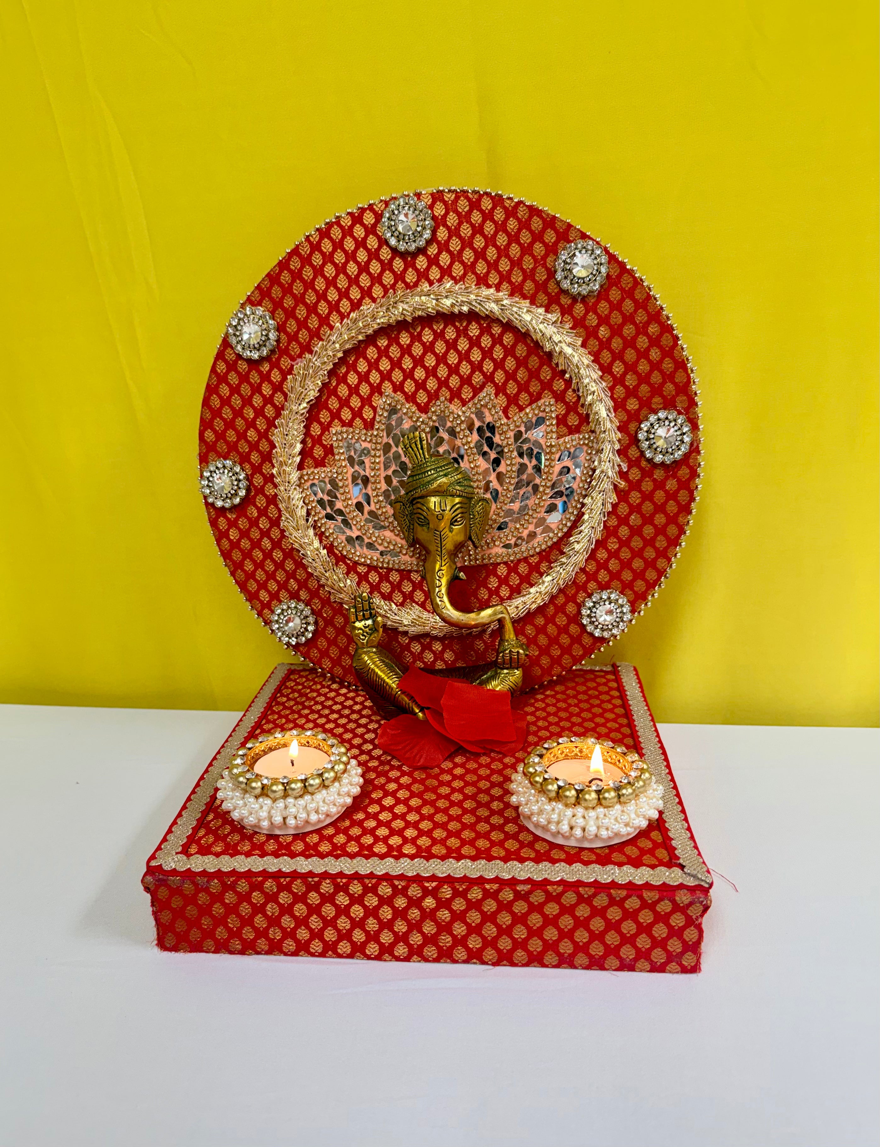 Ganpati Singhasan with Backdrop - Reusable Decoration for Ganesha Chaturthi/Ganpati Festival