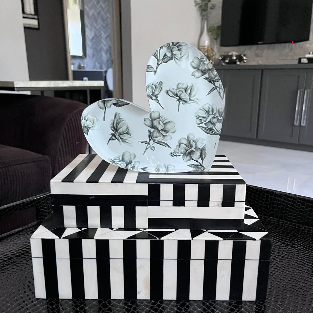 Roses Acrylic Heart Block