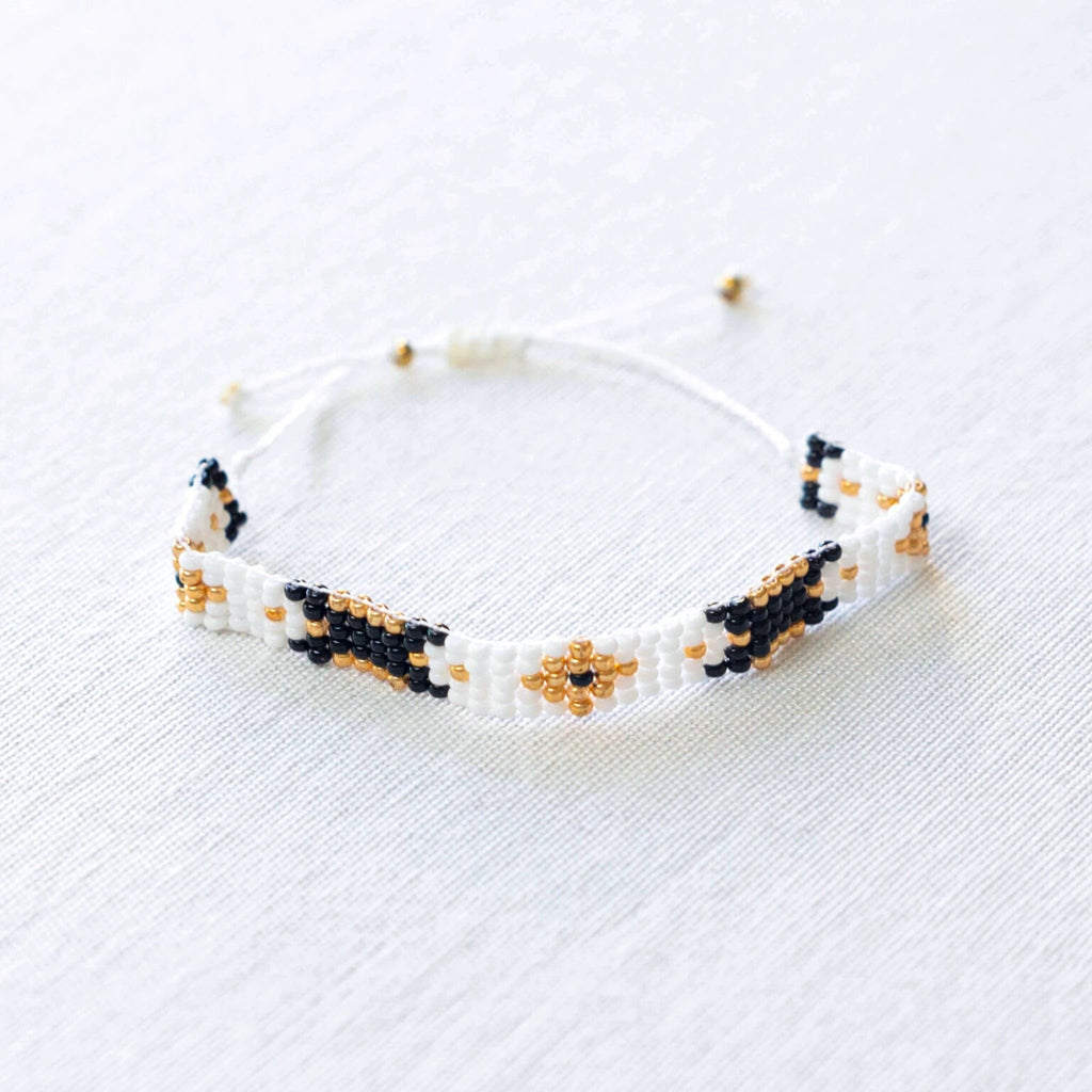 Rosa Seed Bead Bracelet by Upavim Crafts