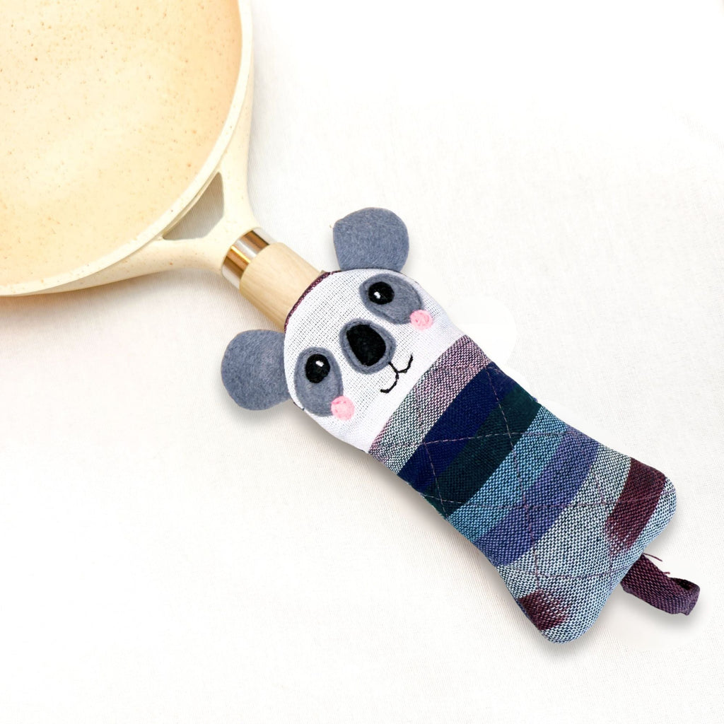 Koala Skillet Handle Holder