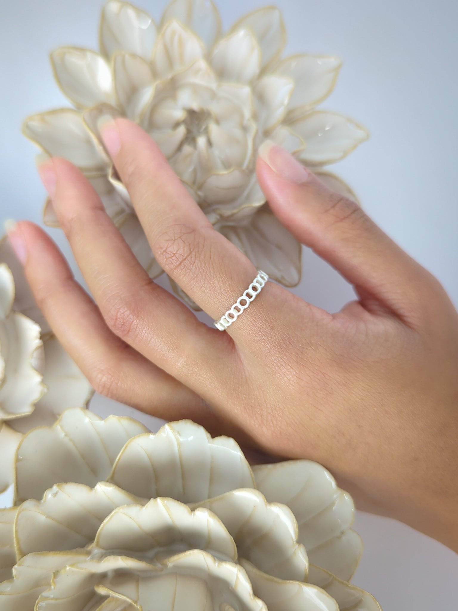 Halo Chain Band Ring