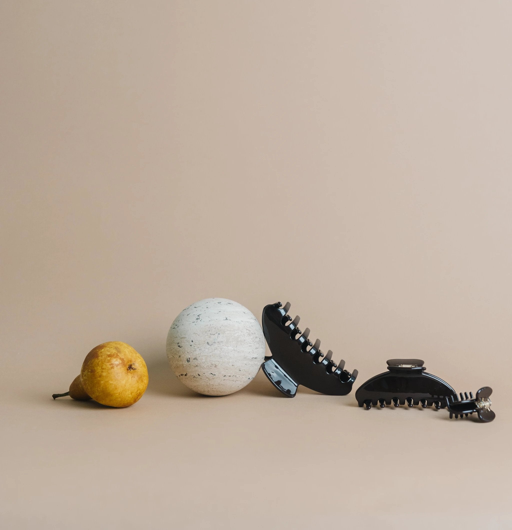 Extra Large Hair Claw - Ganache