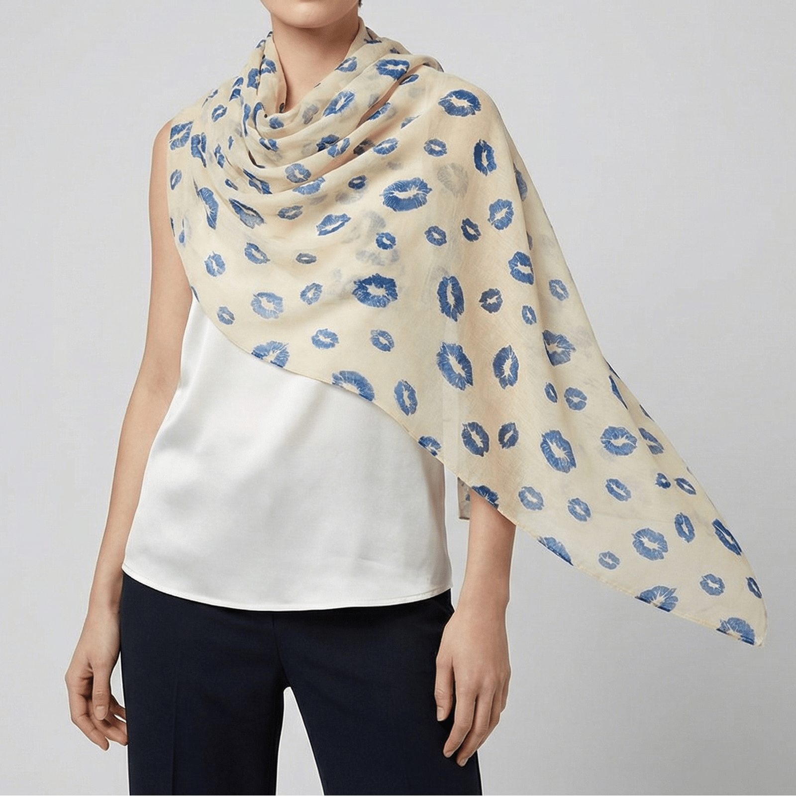 Lipstick Lover Kiss Print Scarf in Blue or Red