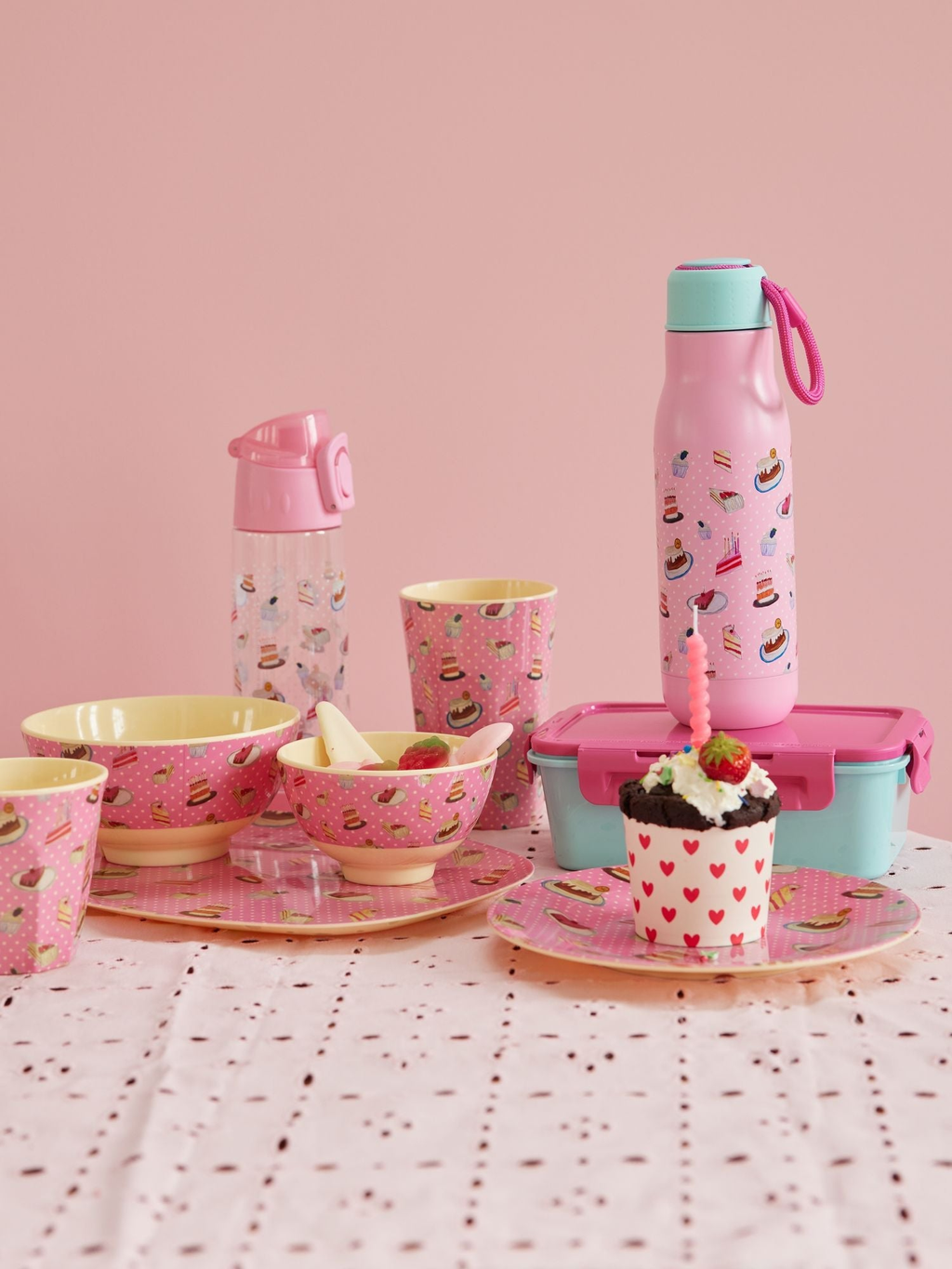 Medium Melamine Cup - Pink - Sweet Cake Print