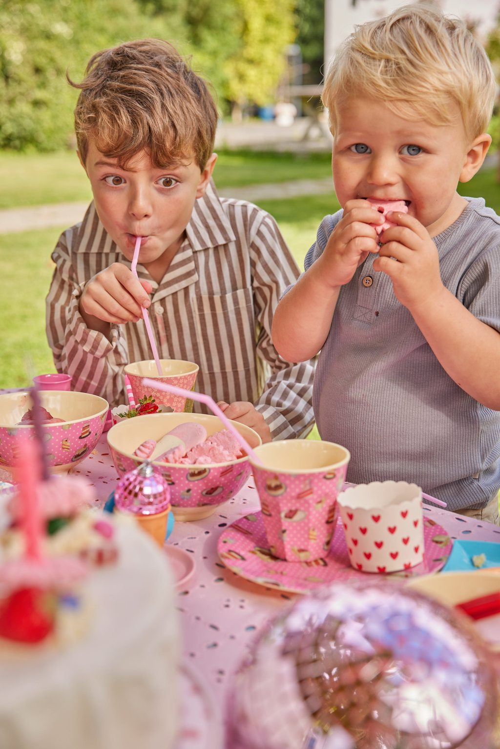 Medium Melamine Cup - Pink - Sweet Cake Print