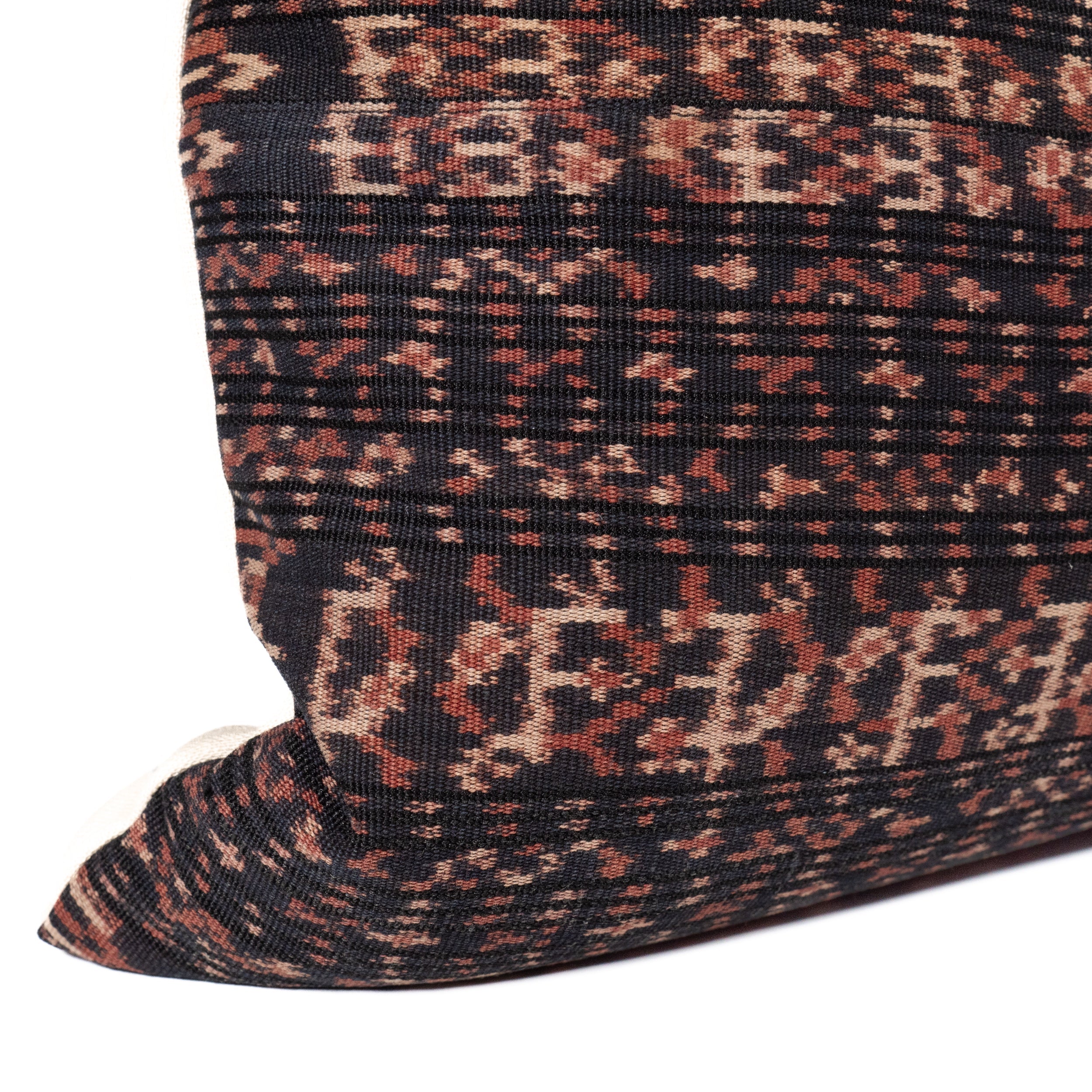 Meka Lumbar Pillow