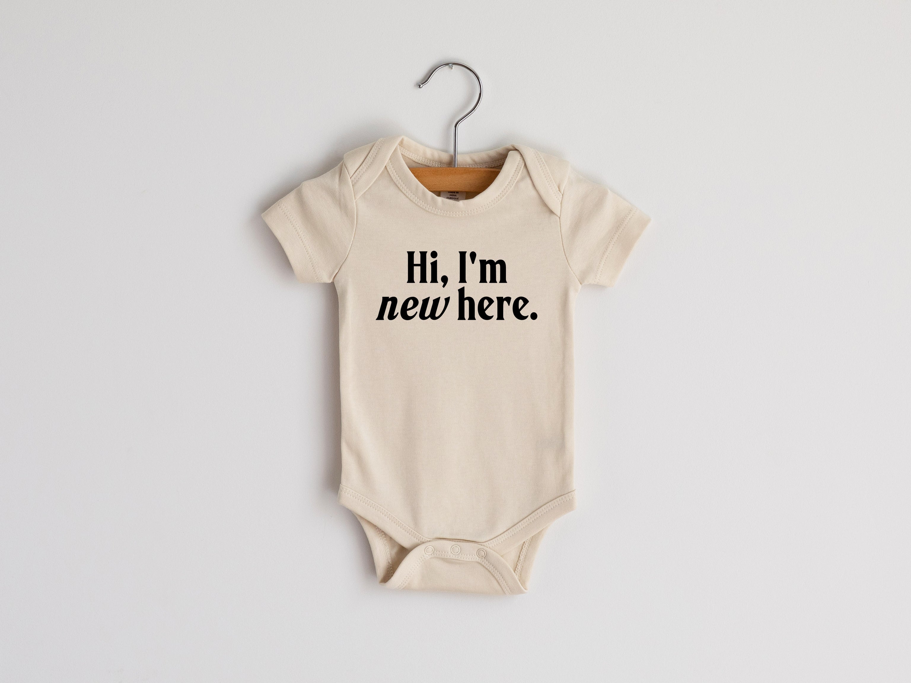 Hi, I'm New Here Modern Baby Bodysuit