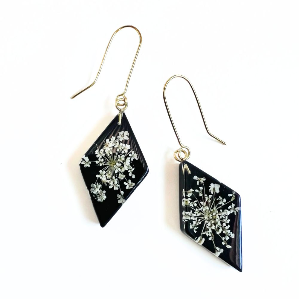 Resin Rhombus Earrings with Queen Anne Flowers on Black