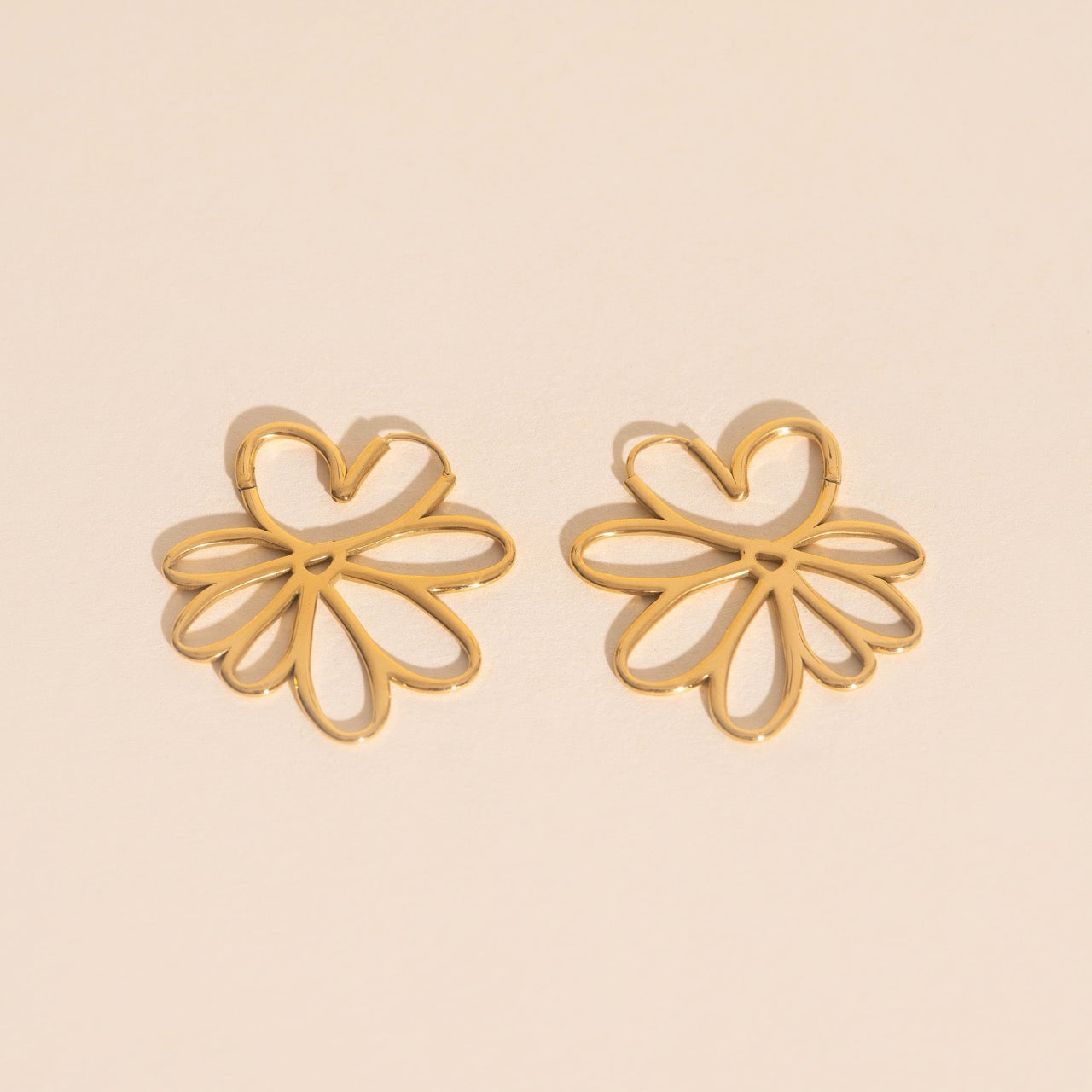 Wire Floral Huggie Hoop Earrings