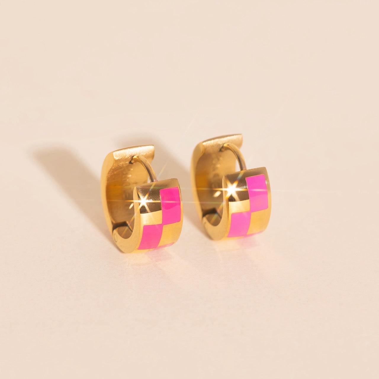 Checkered Rounded Super Chunky Huggie Hoop Earrings