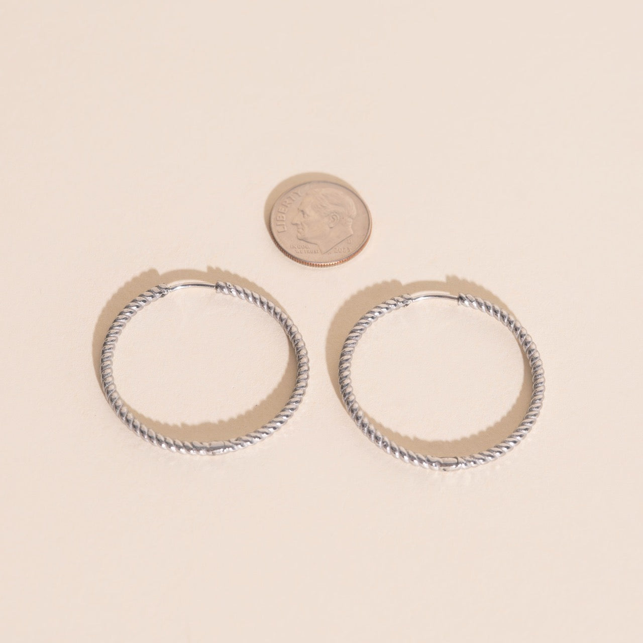 Lasso Rope Rounded Huggie Hoop Earrings