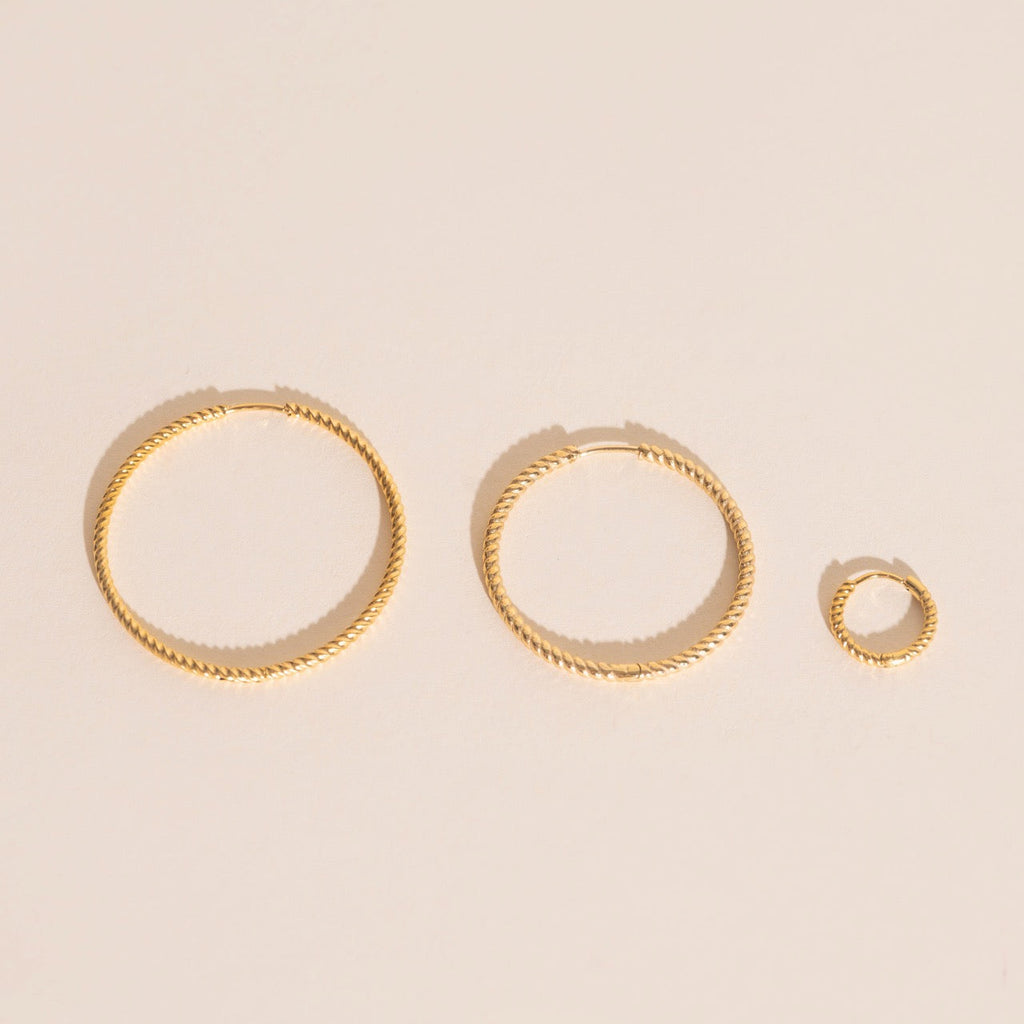 Lasso Rope Rounded Huggie Hoop Earrings