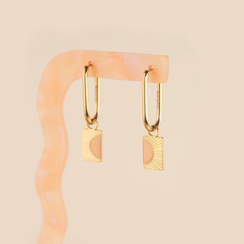 Split Sunburst Huggie Hoop Charms