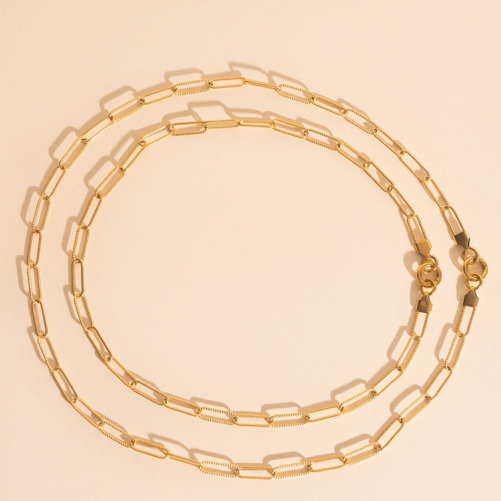 Textured Paperclip Necklace