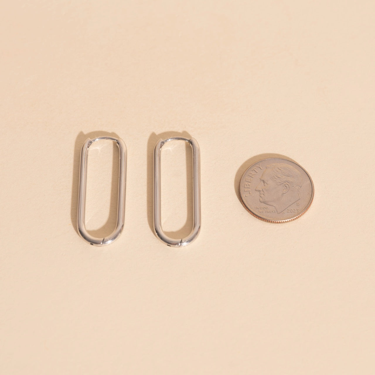 Thinny Rectangle Rounded Huggie Hoop Earrings