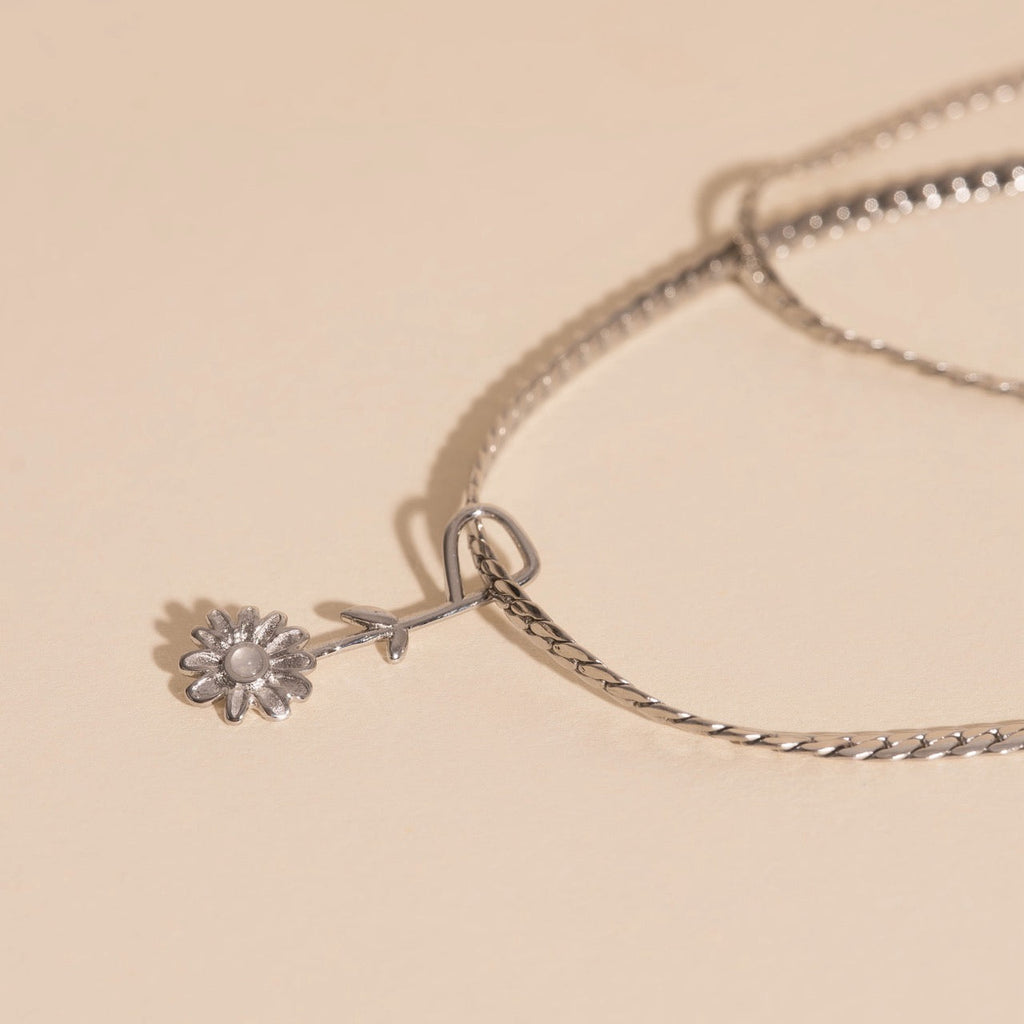Dainty Daisy Necklace Charm