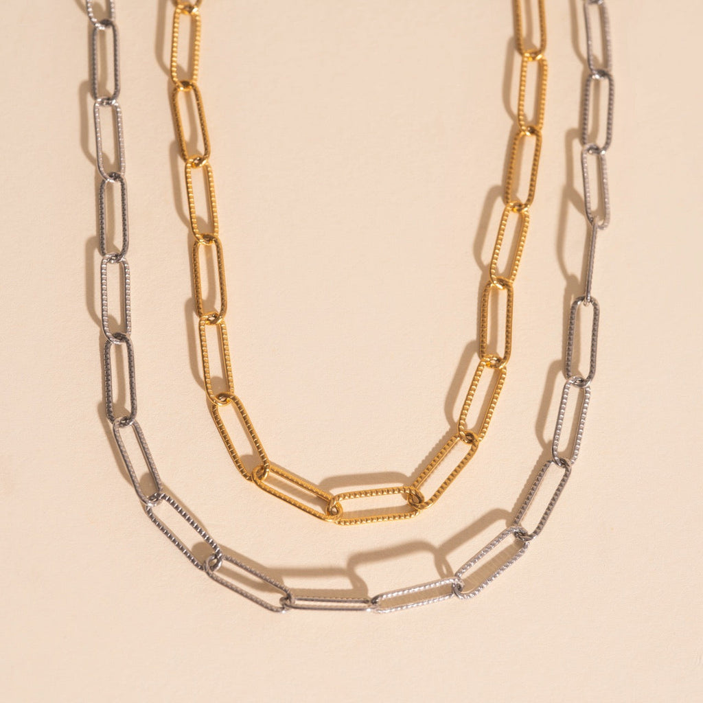 Textured Paperclip Necklace