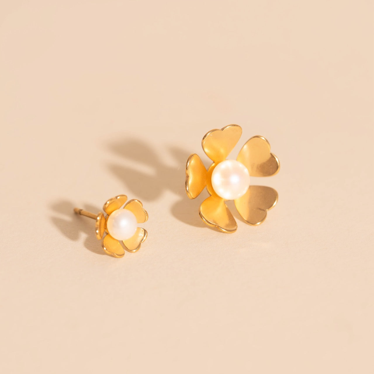 Pearl Flower Studs