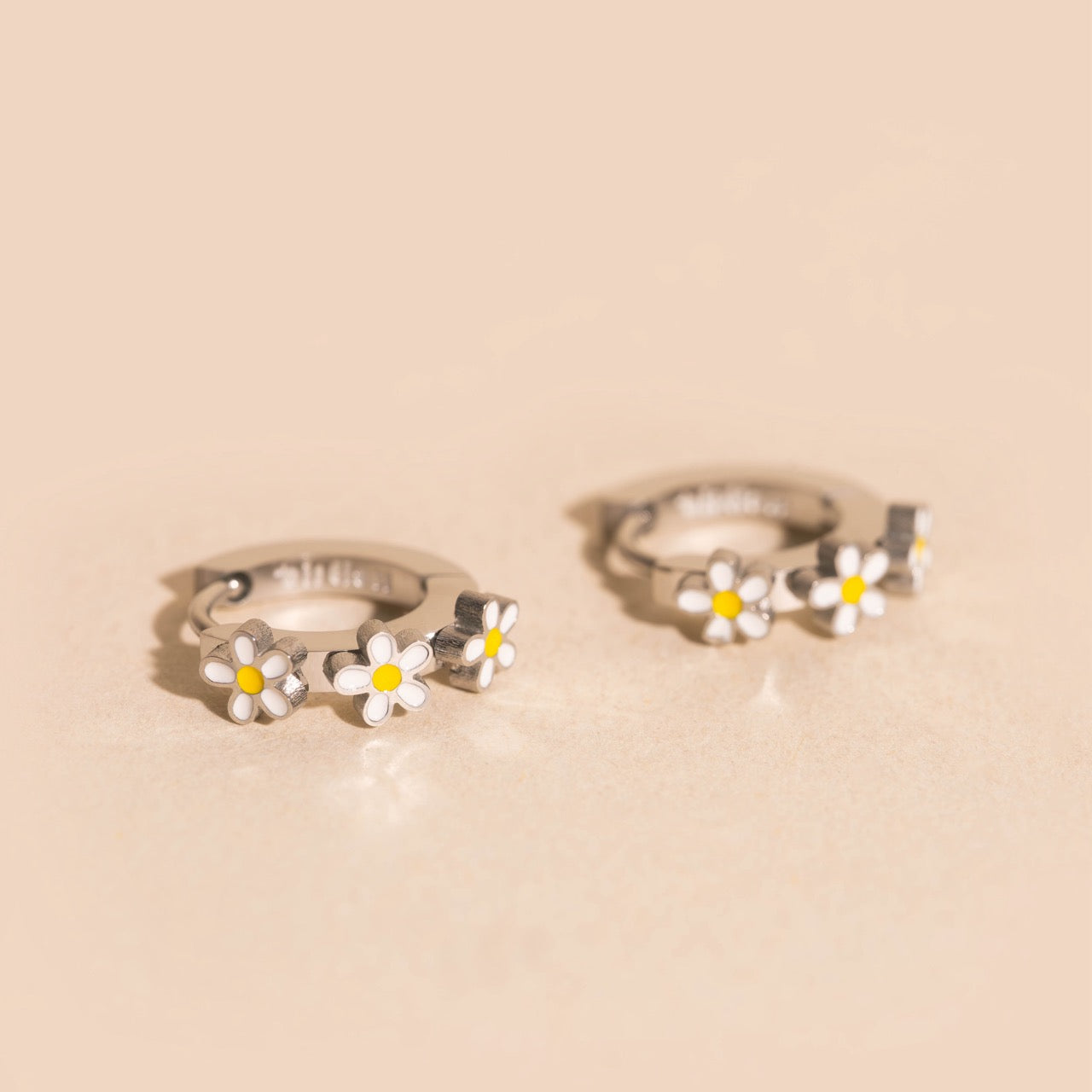 Daisy 3D Huggie Hoop Earrings