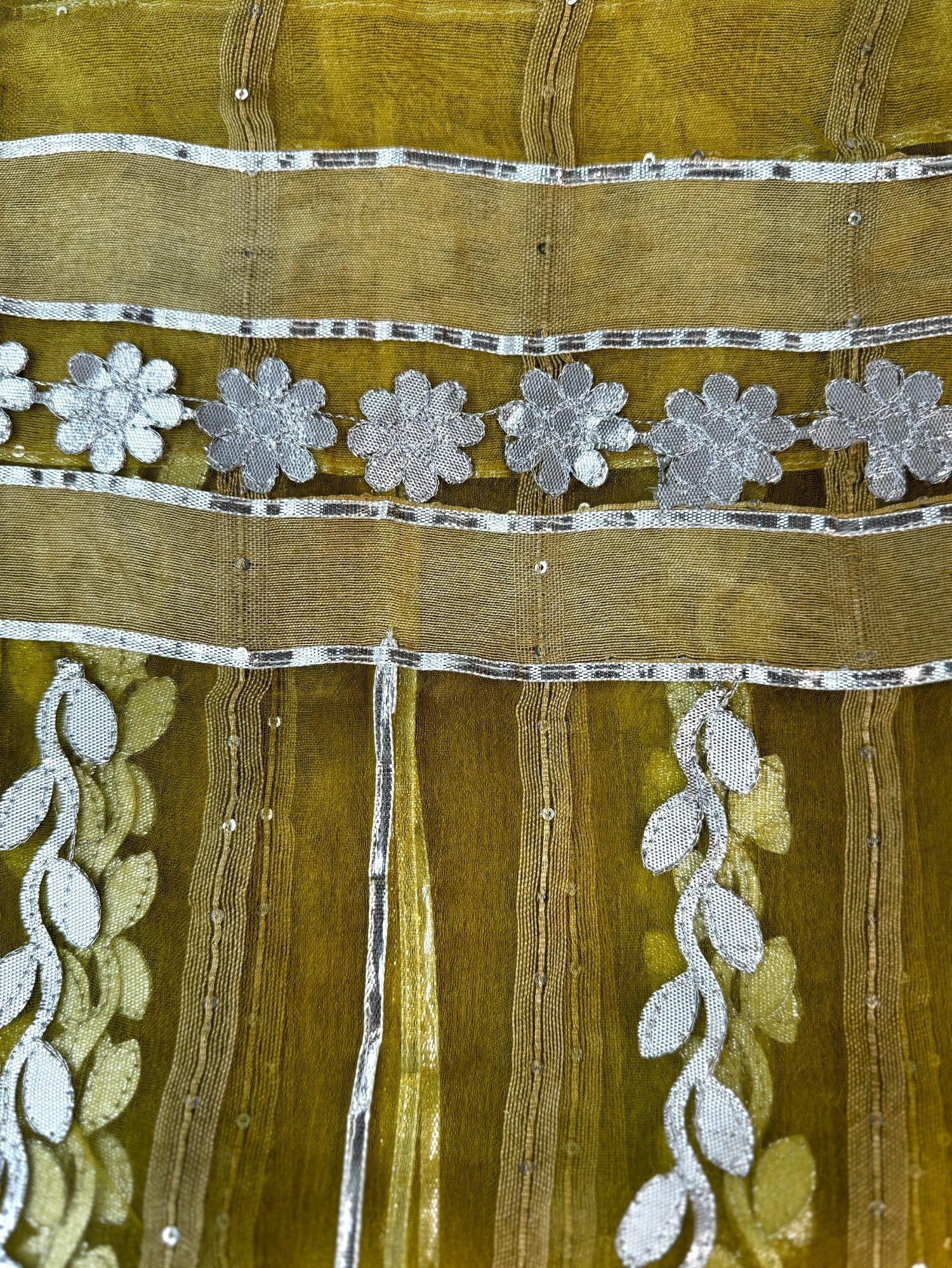 Dupatta with Silver Gota Work