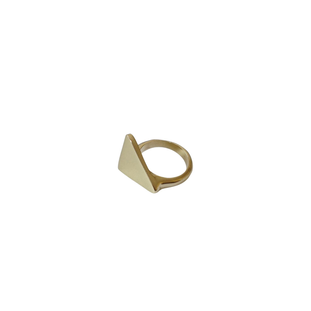 Pambo Triangular Ring for Women