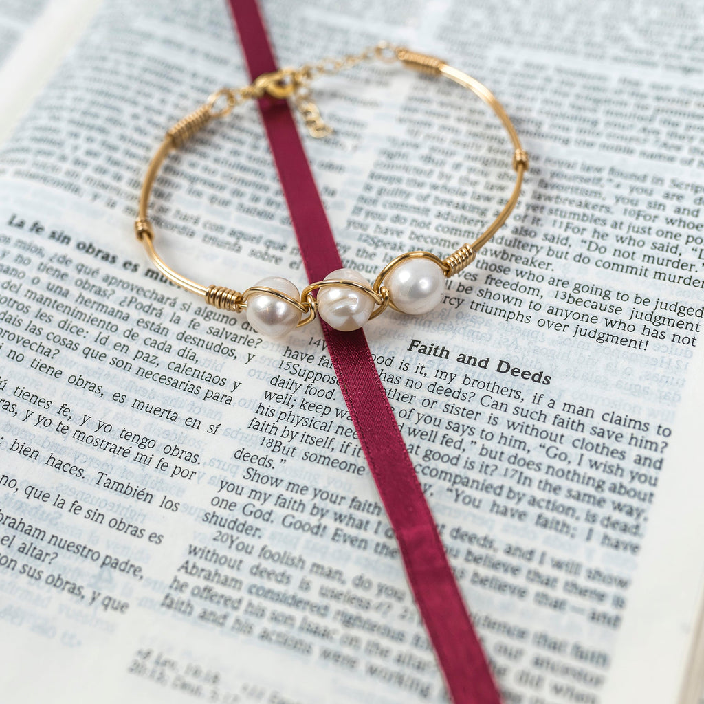 Perla gold bracelet