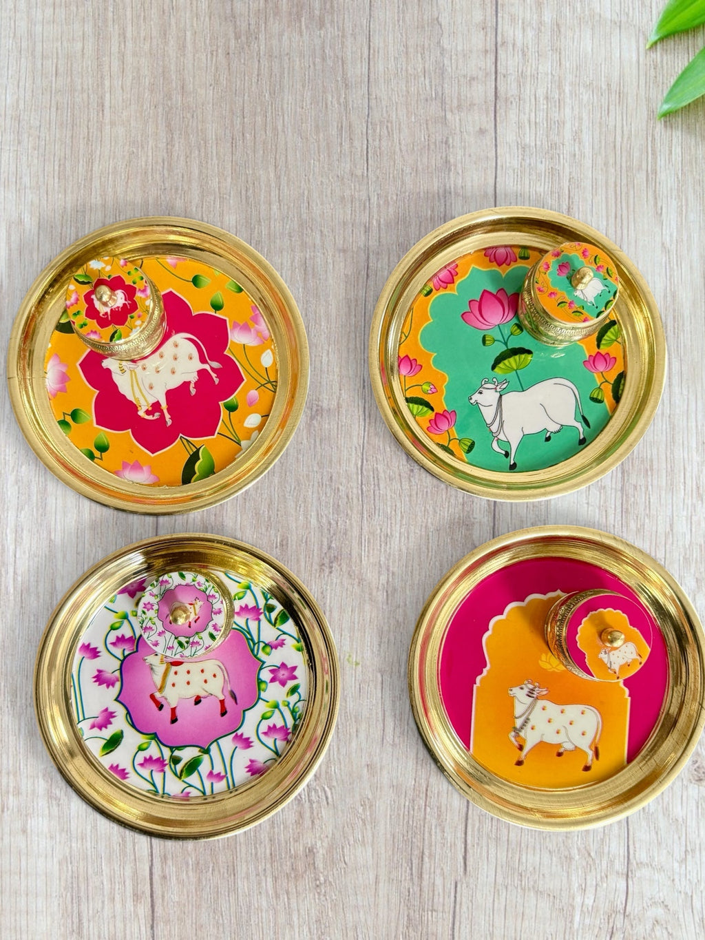 Metal Golden Pichawai Design Plate & Dibbi with Enamel Finish (Assorted)