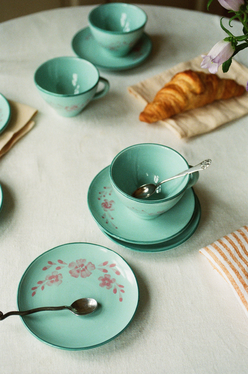 Ceramic Cake Plate with Hand Painted Flower Vine