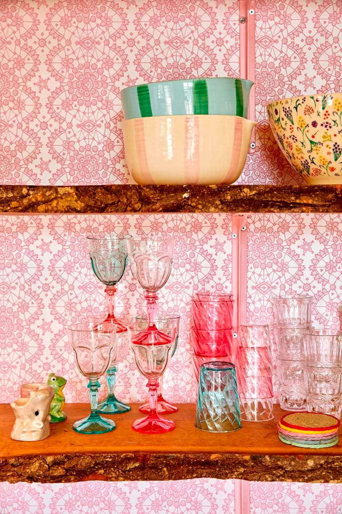 Acrylic Tumbler Glass in Twisted Swirly Design - Clear