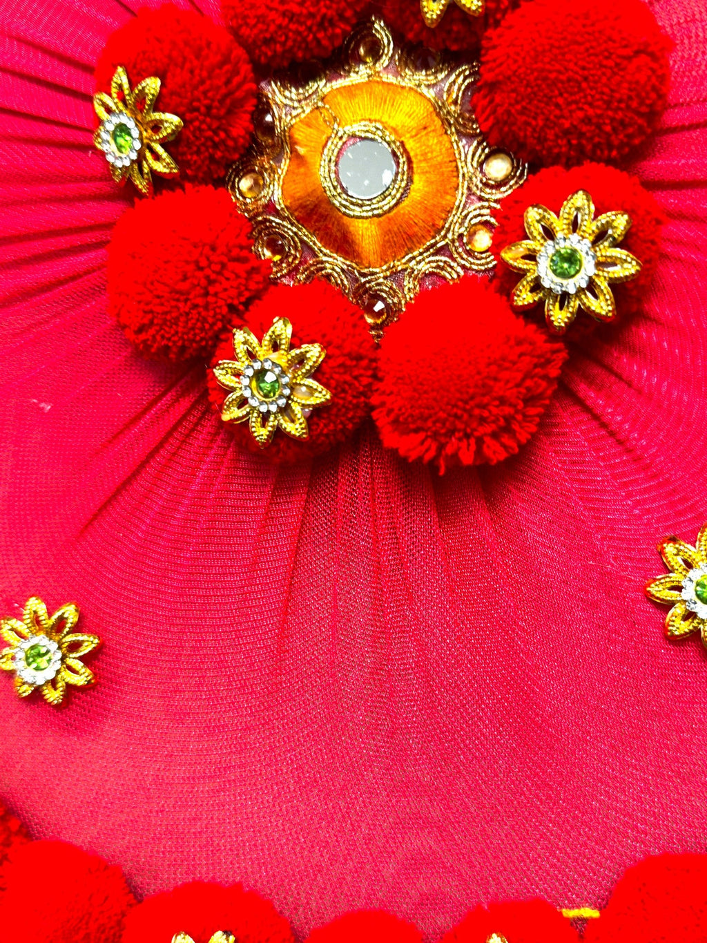 Lari with PomPom Ring & Net Tassels
