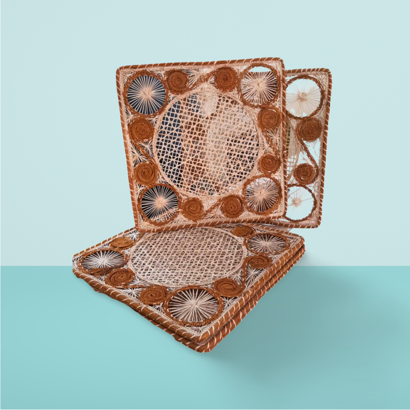 Caracol Square Handwoven Iraca Placemat