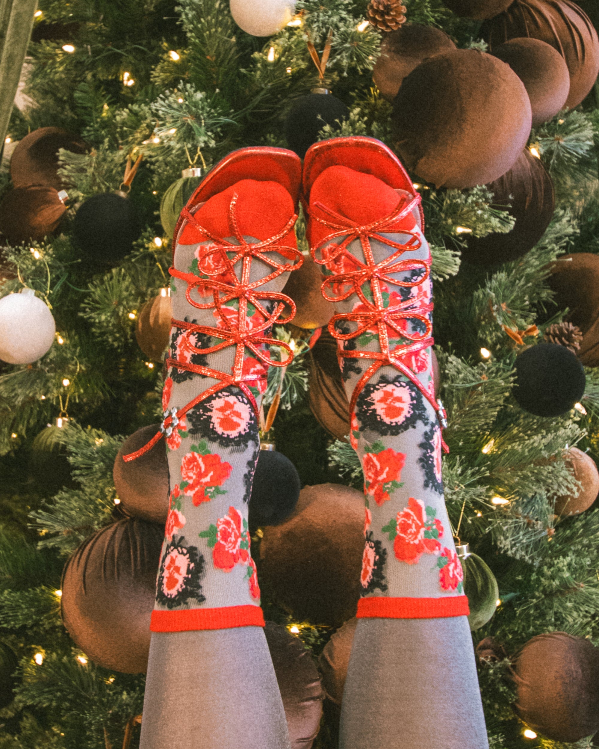 Cameo Rose Sheer Crew Sock