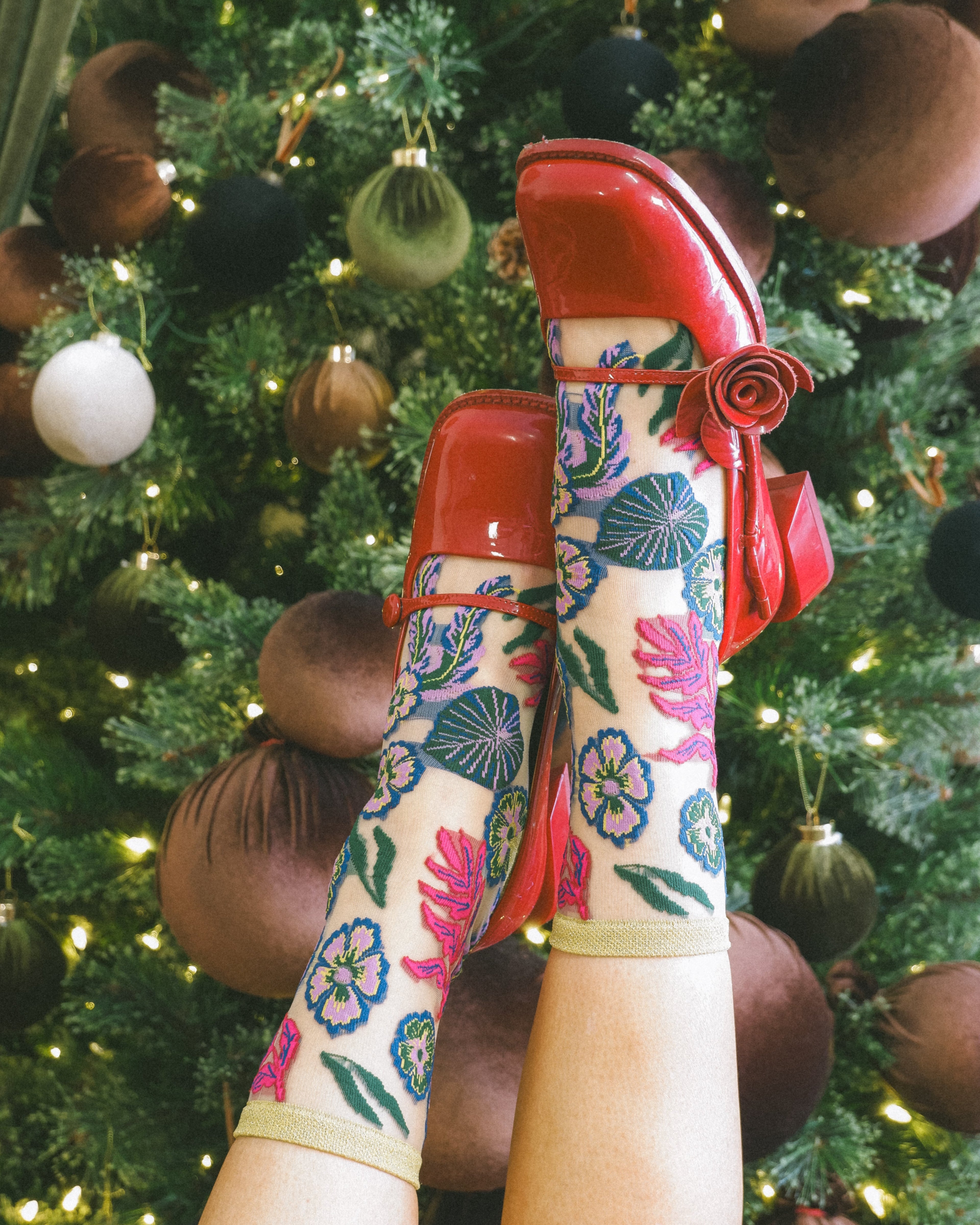 Festive Floral Sheer Crew Sock