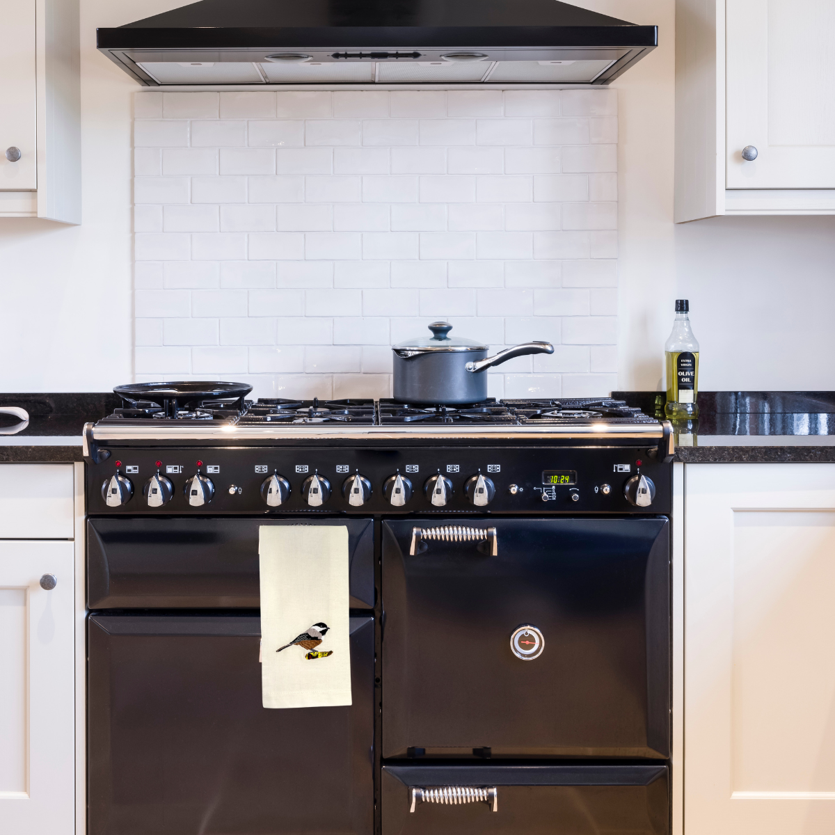 100% Cotton Tea Towels with Bird Embroidery - Kitchen Towels