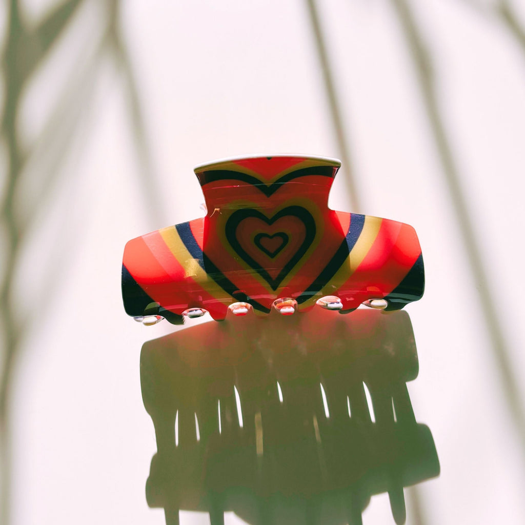 The Foxy in Warm ‘70s Sunrise Hair Claw | Hearts Claw Clip